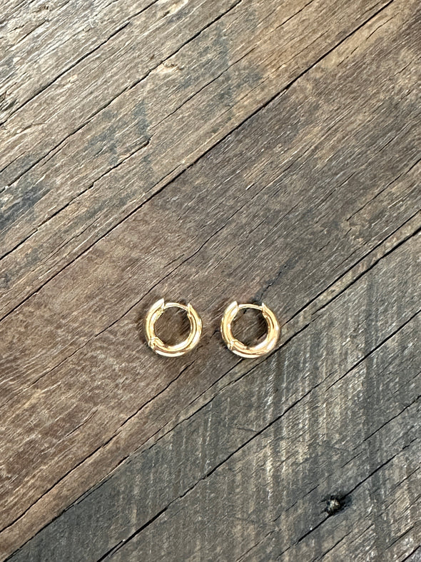 Huggie Hoop Earrings 16mm or 20mm Gold Filled 1/20