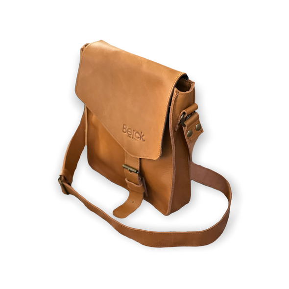 LISA MESSENGER BAG - LEATHER