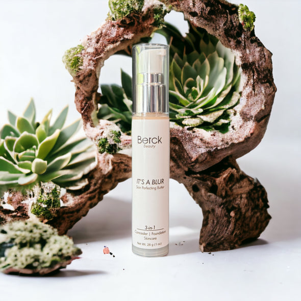 BB "It's a Blur" 3 in 1 Concealer/Foundation/Skincare Butter with Tea Tree Oil*