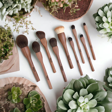 BB Luxury Makeup Brush Set Walnut Wood Handles