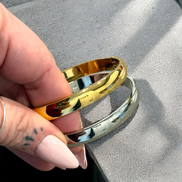 Chunky Wide Bangle Bracelet (Hinged)