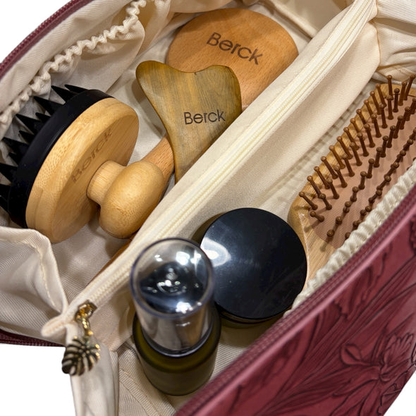 BB Limited Edition Holiday Makeup Case Bundle 🎄ONLY $98!! $245 Value! $147 Discounted at Checkout!!